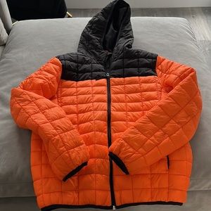 Men’s orange and black hoodie quilted jacket. Medium